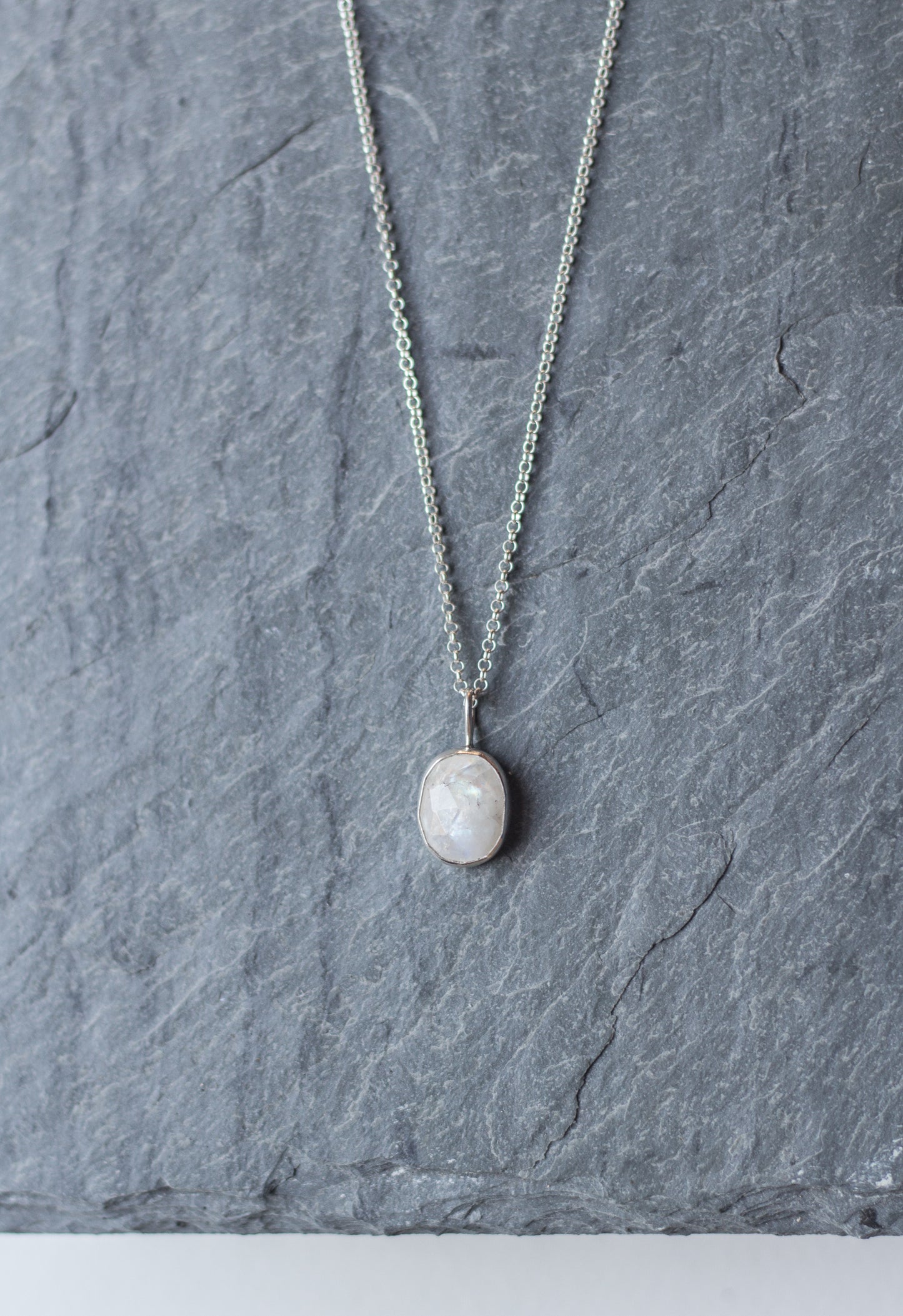 moonstone necklace 001
