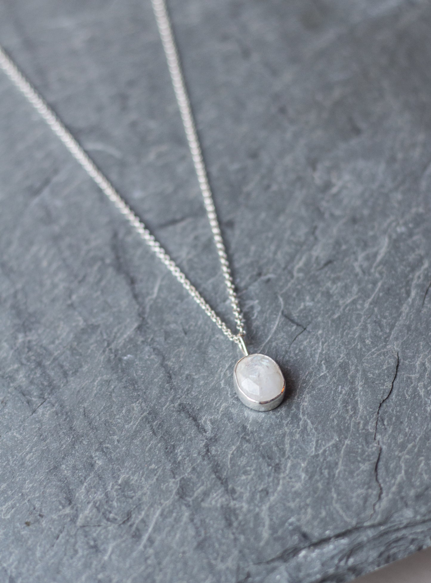 moonstone necklace 001