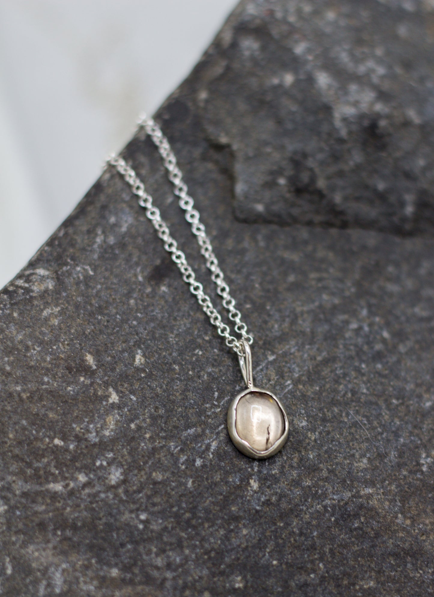 smoky quartz pendant 01