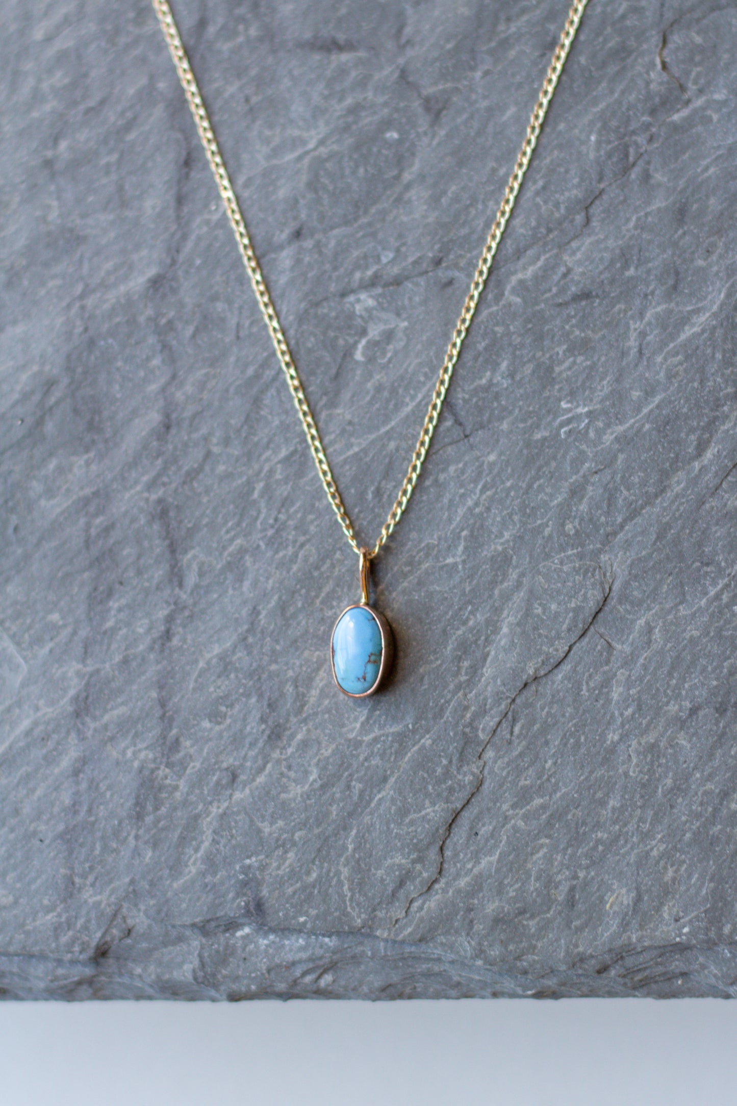golden hills turquoise necklace 001